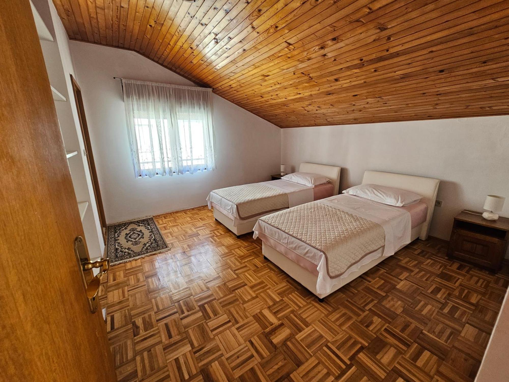 Apartment Slavka Трогир Экстерьер фото